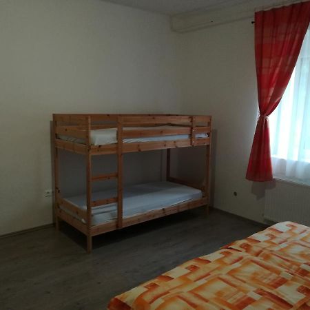 Suemegi Levendula Apartmanok Eksteriør billede