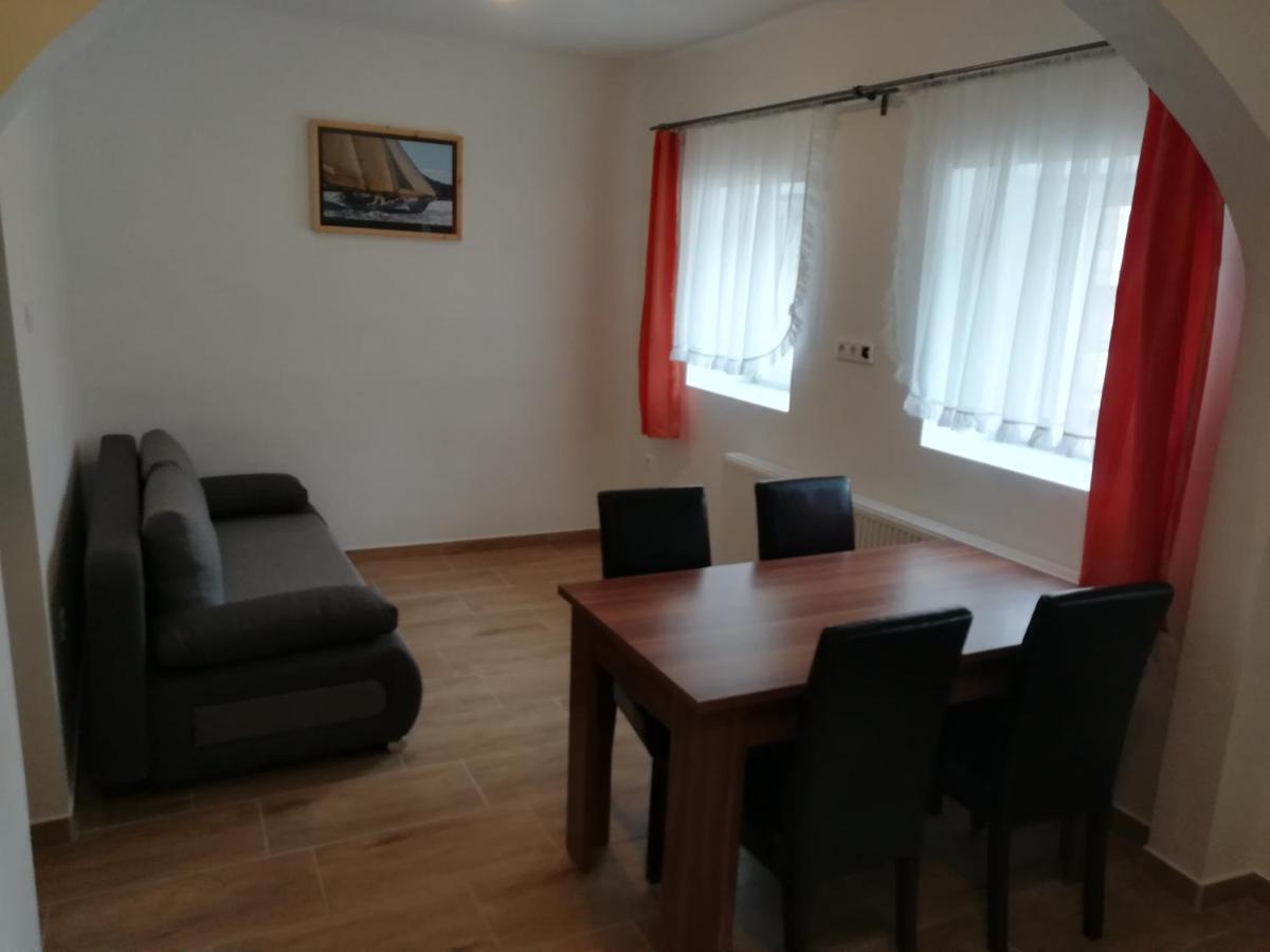 Suemegi Levendula Apartmanok Eksteriør billede